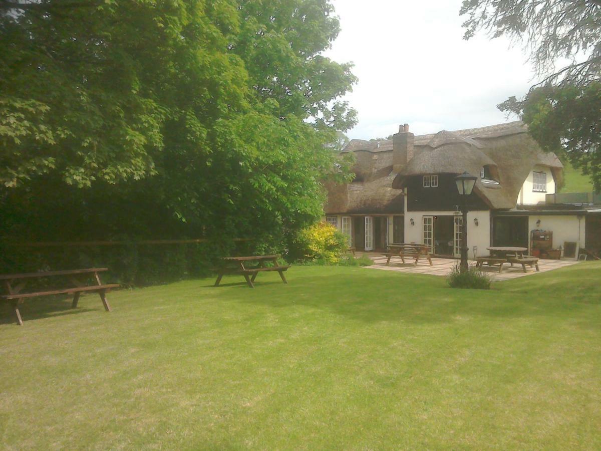 The Crown Inn Alvediston Eksteriør billede